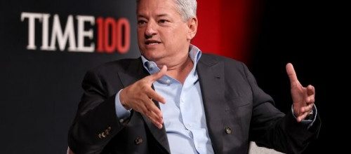 ادعای هول‌ناکِ مدیرعامل نتفلیکس مبنی بر نجات هالیوود: «تماشاگران ترجیح می‌دهند فیلم‌ها را در خانه ببینند»!